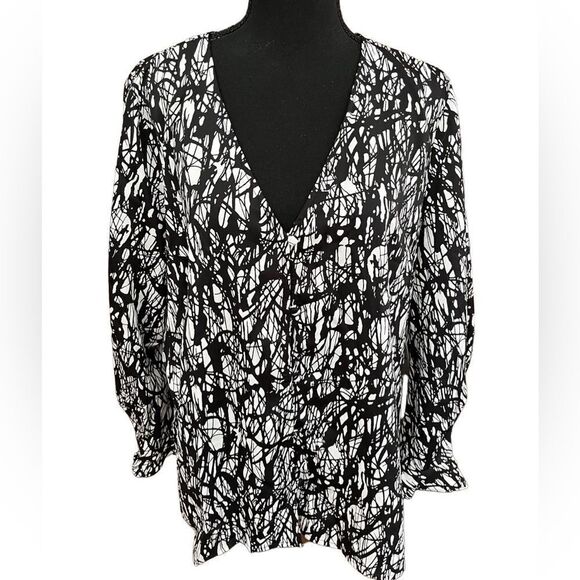 New with tags Halogen black/ white v neck button front top size XL - Picture 1 of 7